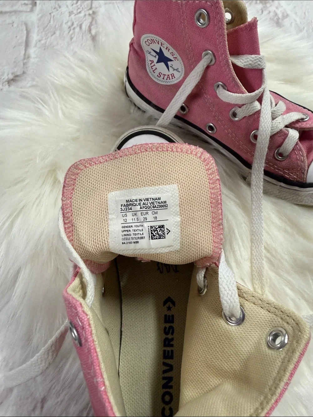 Converse Chuck Taylor Pink High-Top Kids Sneakers